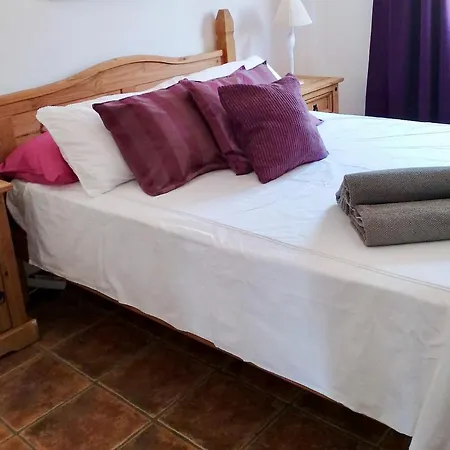 Consuelo - Quiet Location Close To Vila *